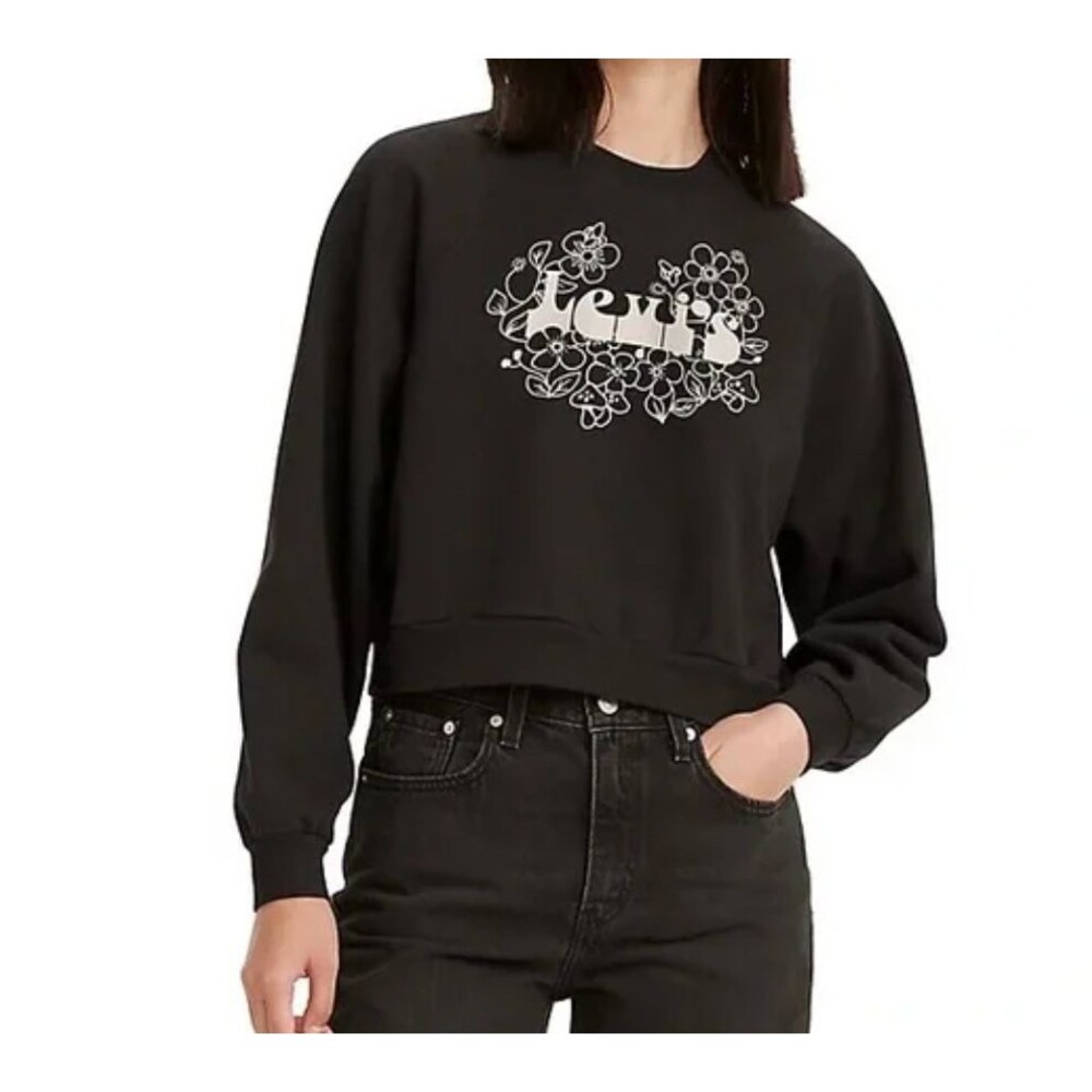 Vintage Levis Sweater Women's Medium Black Cropped Logo Pullover Hippie Boho